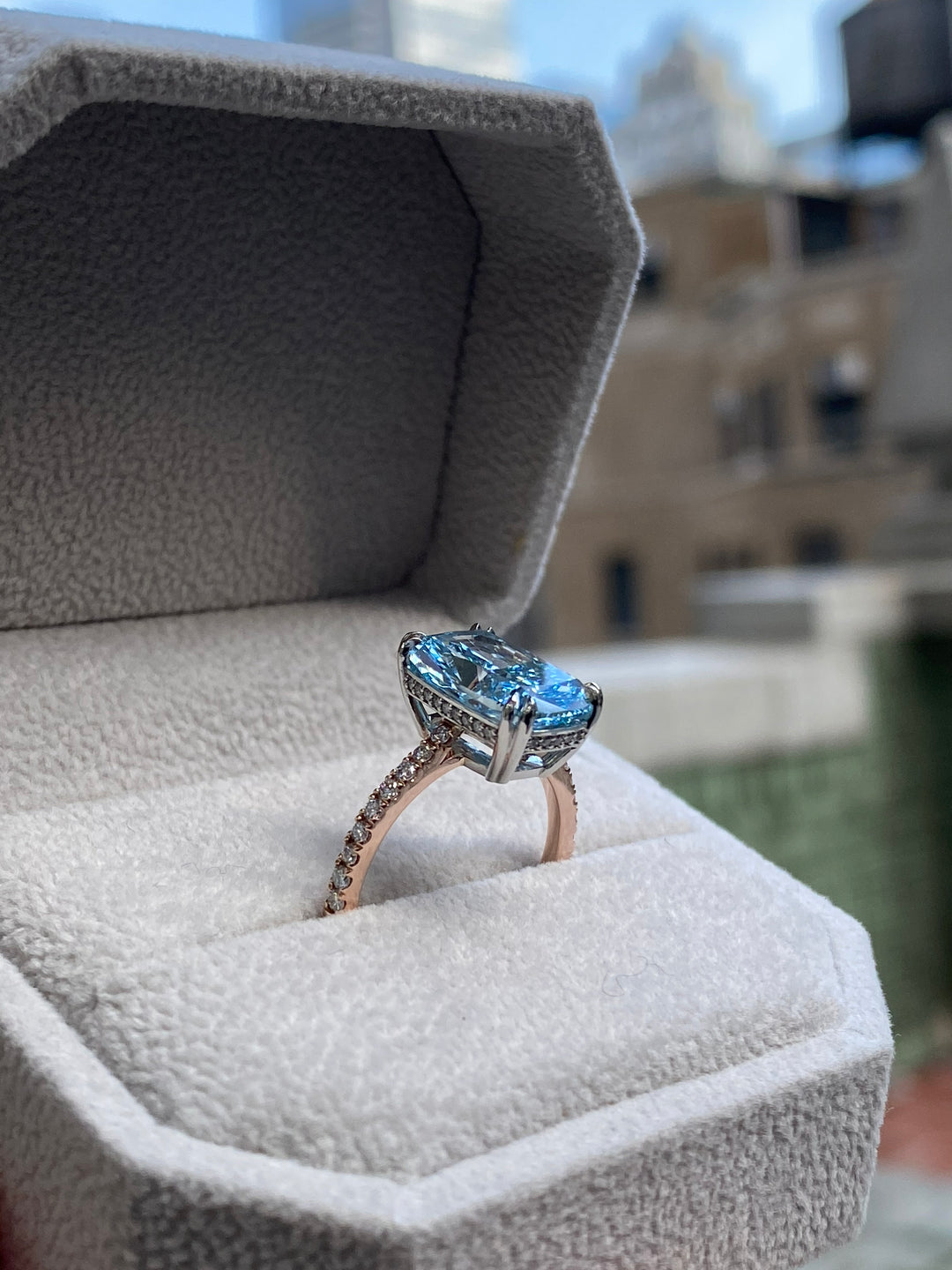Custom 4.03 ct Fancy Vivid Blue Lab-Grown Diamond Cushion Ring